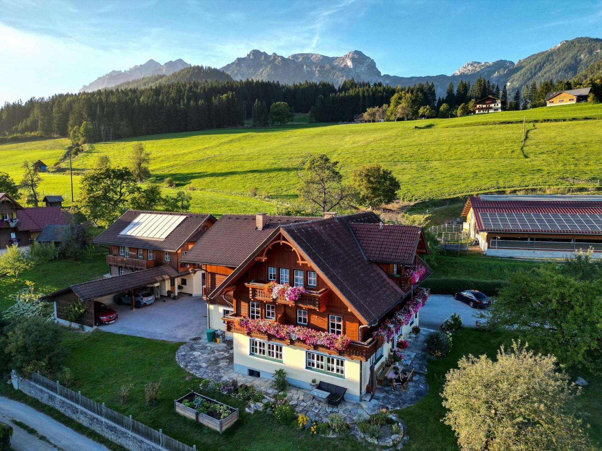 Linarhof Apartment Urlaub Am Bio Bauernhof Haus Exterior foto